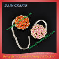 Fashion personalized metal bag hangers for wholesales
